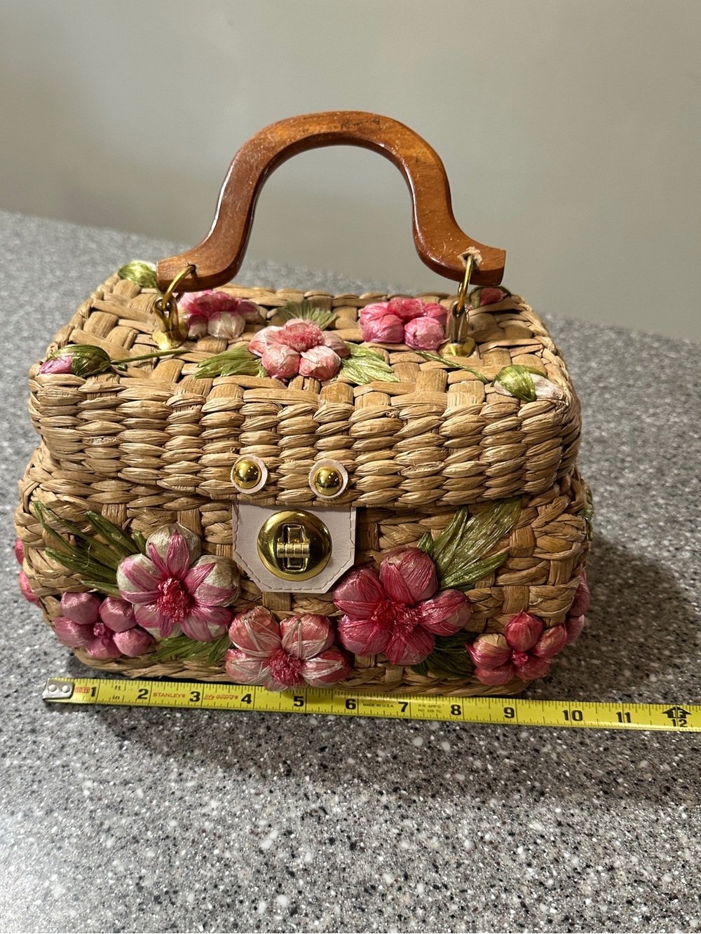 Vintage Woven Straw Basket Box Purse Handbag Wood Handle Raffia Flowers 10x6” - Picture 7 of 10